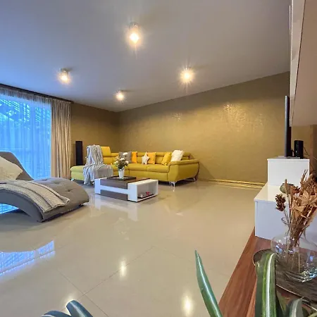 Thea Apartment