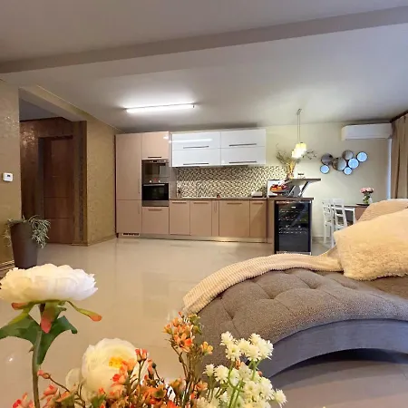 Apartment Thea *